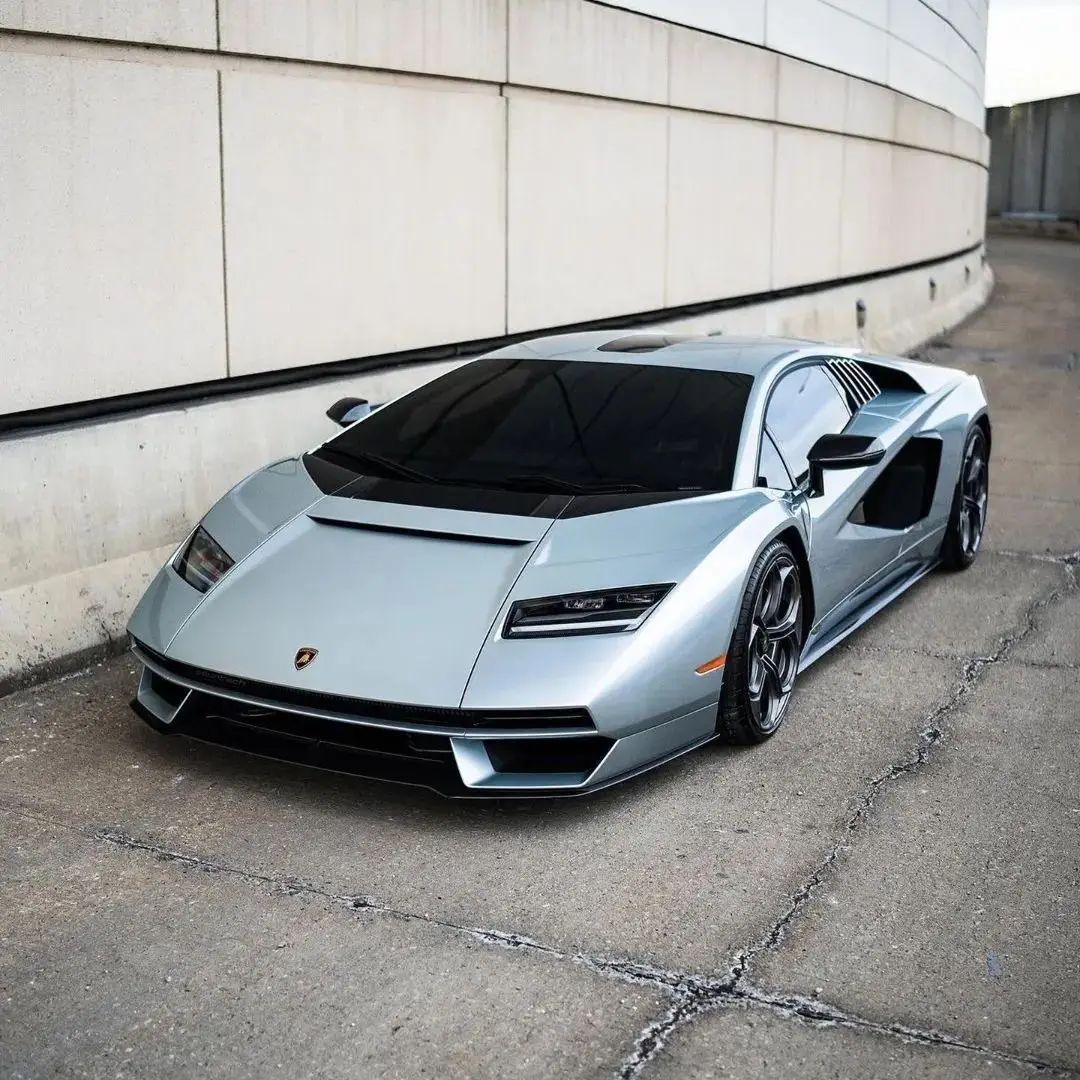 Bagaimana Lamborghini Membangun Pengalaman Mewah yang Berbeda dari Merek Lain