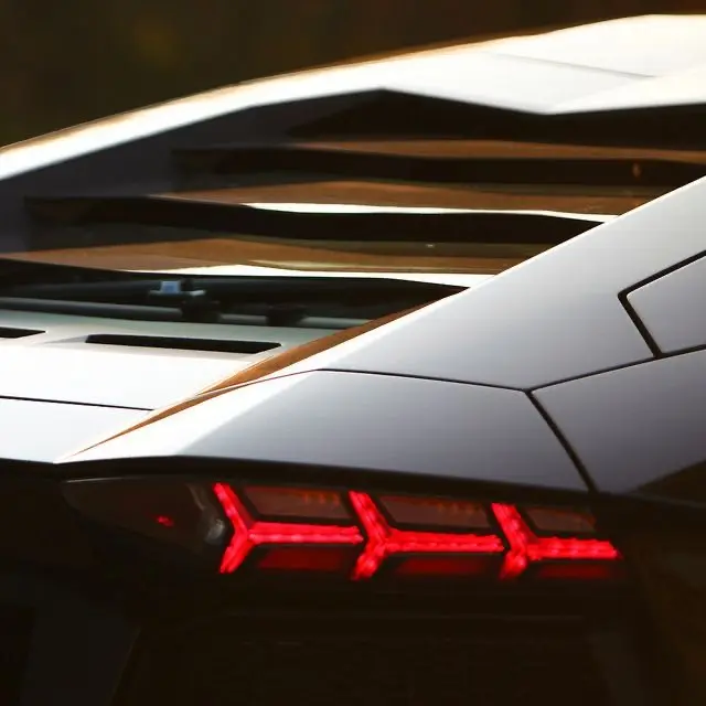Bagaimana Lamborghini Membangun Persepsi Premium yang Kuat