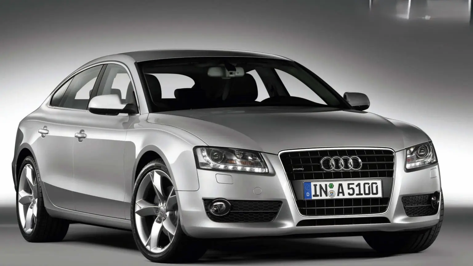 Biaya Perawatan Audi A5 2010: Estimasi Servis Rutin Mobil Mewah Gran Turismo Desain Eksklusif