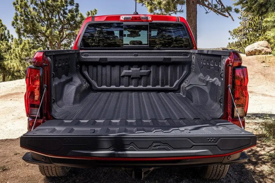 Desain Bak Belakang Chevrolet Colorado yang Multifungsi dan Praktis