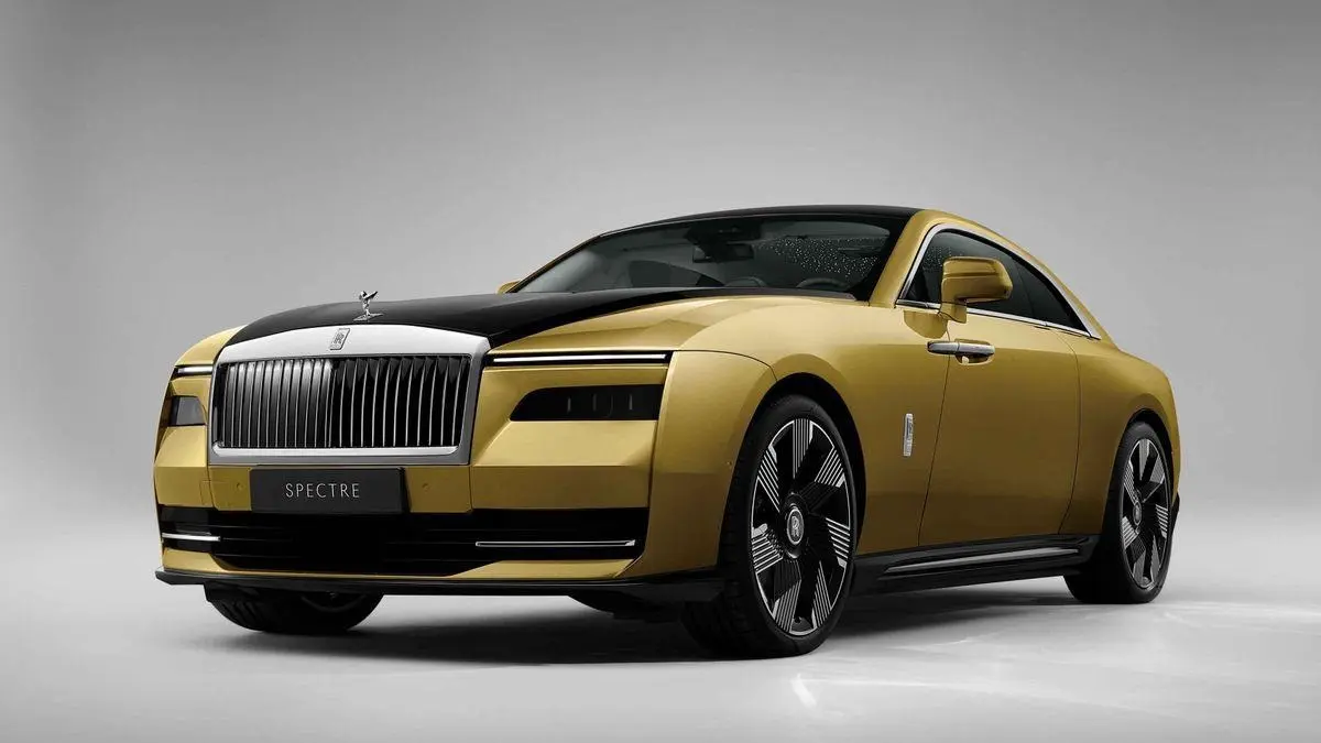 Fitur Modern Rolls-Royce Spectre Membuat Mobil EV Semakin Berkelas