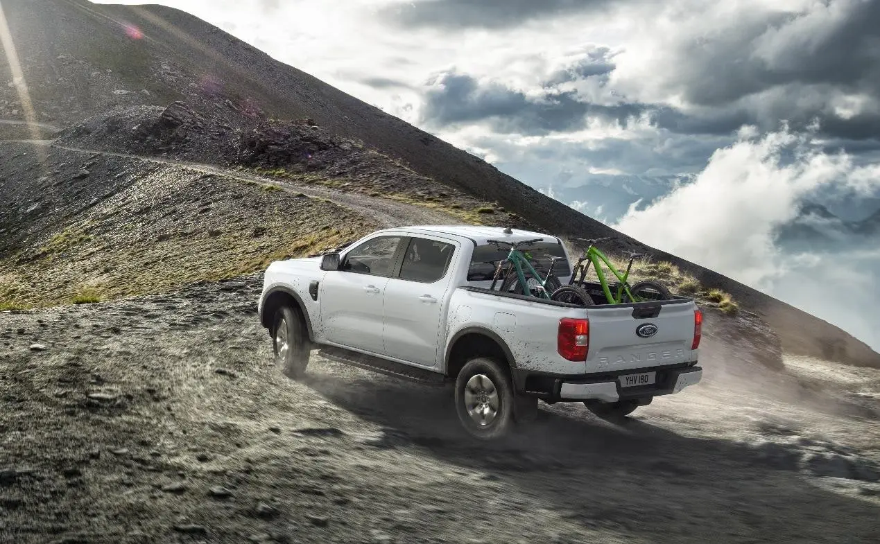 Ford Ranger untuk Kebutuhan Kerja dan Petualangan