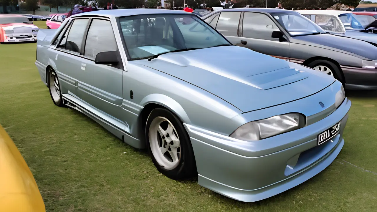 Holden VL Commodore, Ikon Era 1980-an dengan Teknologi yang Lebih Maju