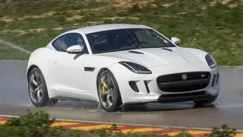 Jaguar F-Type 2015 Seken Sasis Aluminium Kontrol Traksi Dsc, Apakah Masih Aman Dipakai?