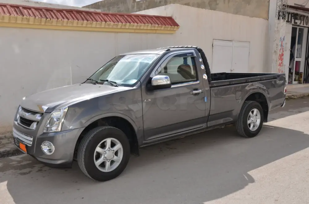 Kelebihan dan Kekurangan Isuzu D-Max Generasi Pertama