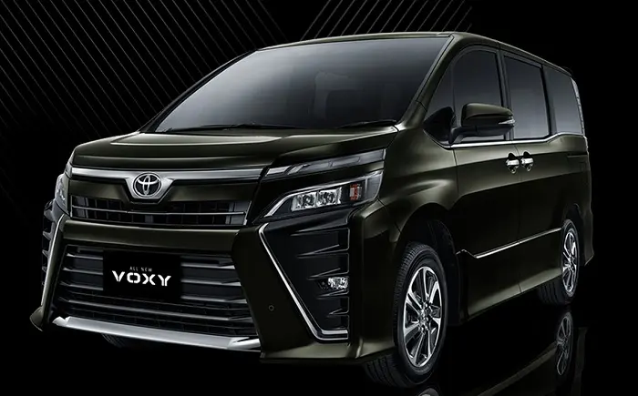 Konsumsi BBM Voxy 2.0 A/T 2017 Tembus 11 Km Per Liter Dilengkapi Pintu Geser Elektrik Mewah