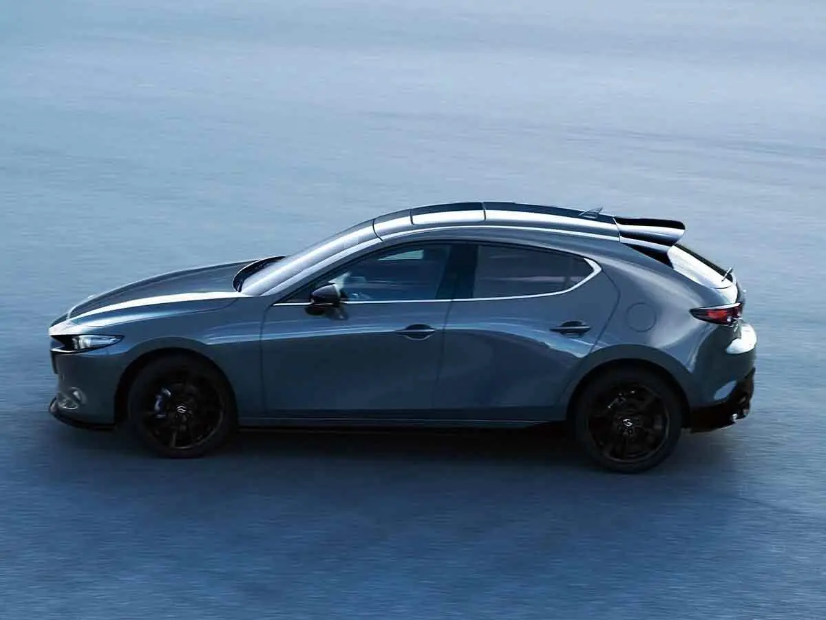 Mengapa Mazda3 Masih Menjadi Sedan Favorit Banyak Orang?