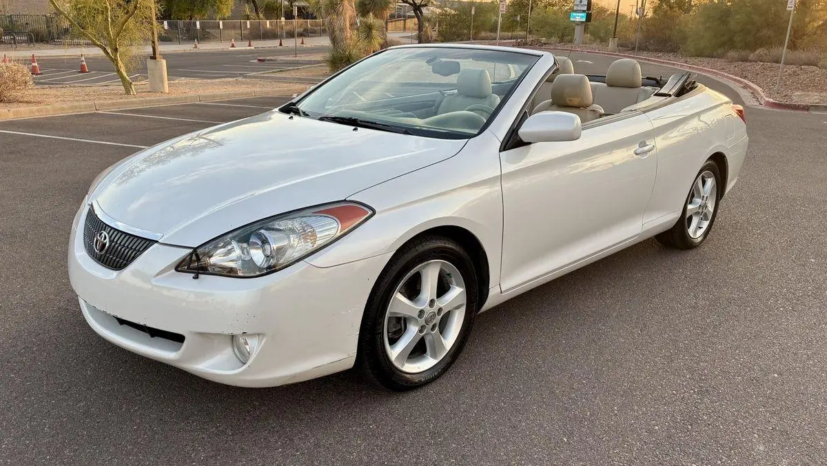 Mobil Convertible Toyota yang Pernah Hadir dan Menarik Perhatian Pecinta Otomotif di Indonesia