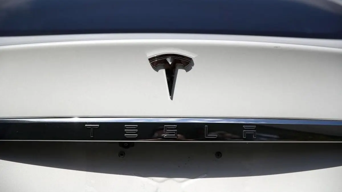 Penurunan Harga Tesla dan Dampaknya terhadap Industri Kendaraan Modern