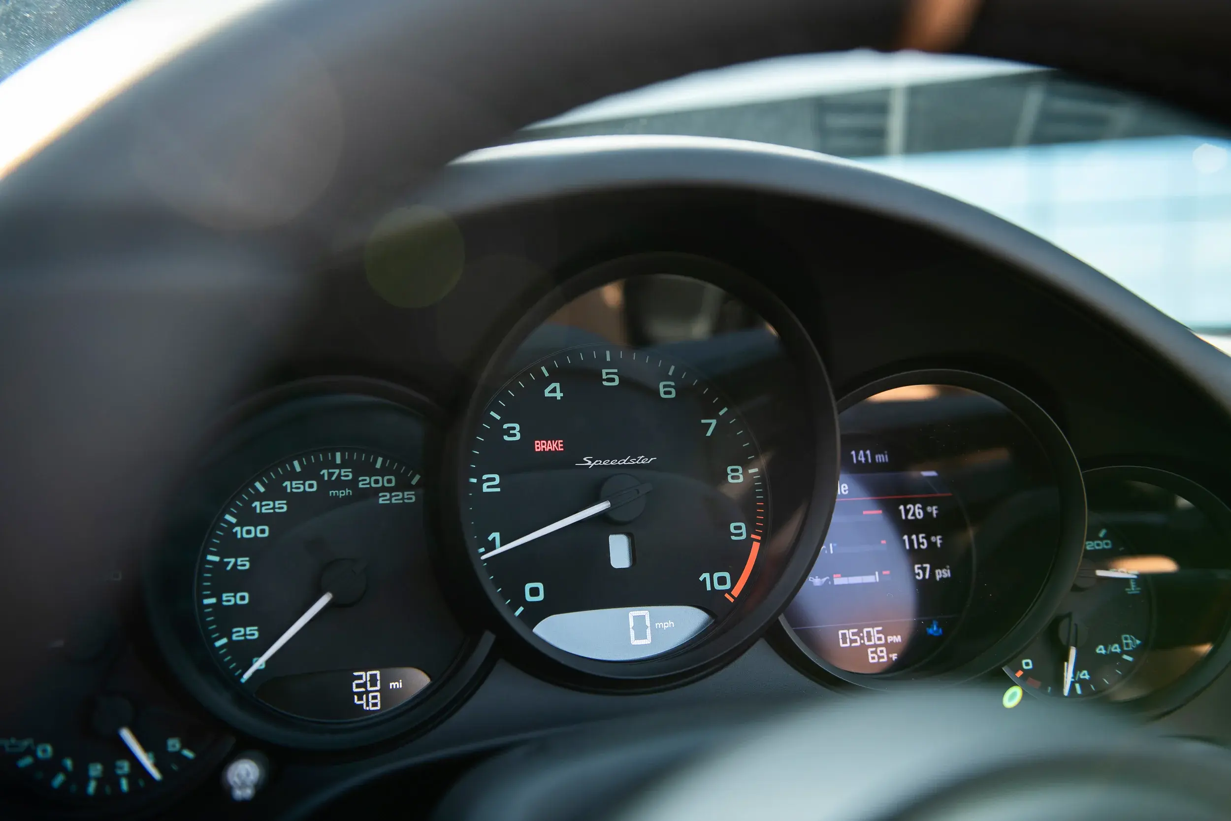 Peran Teknologi Simulasi dalam Proses Pengembangan Porsche