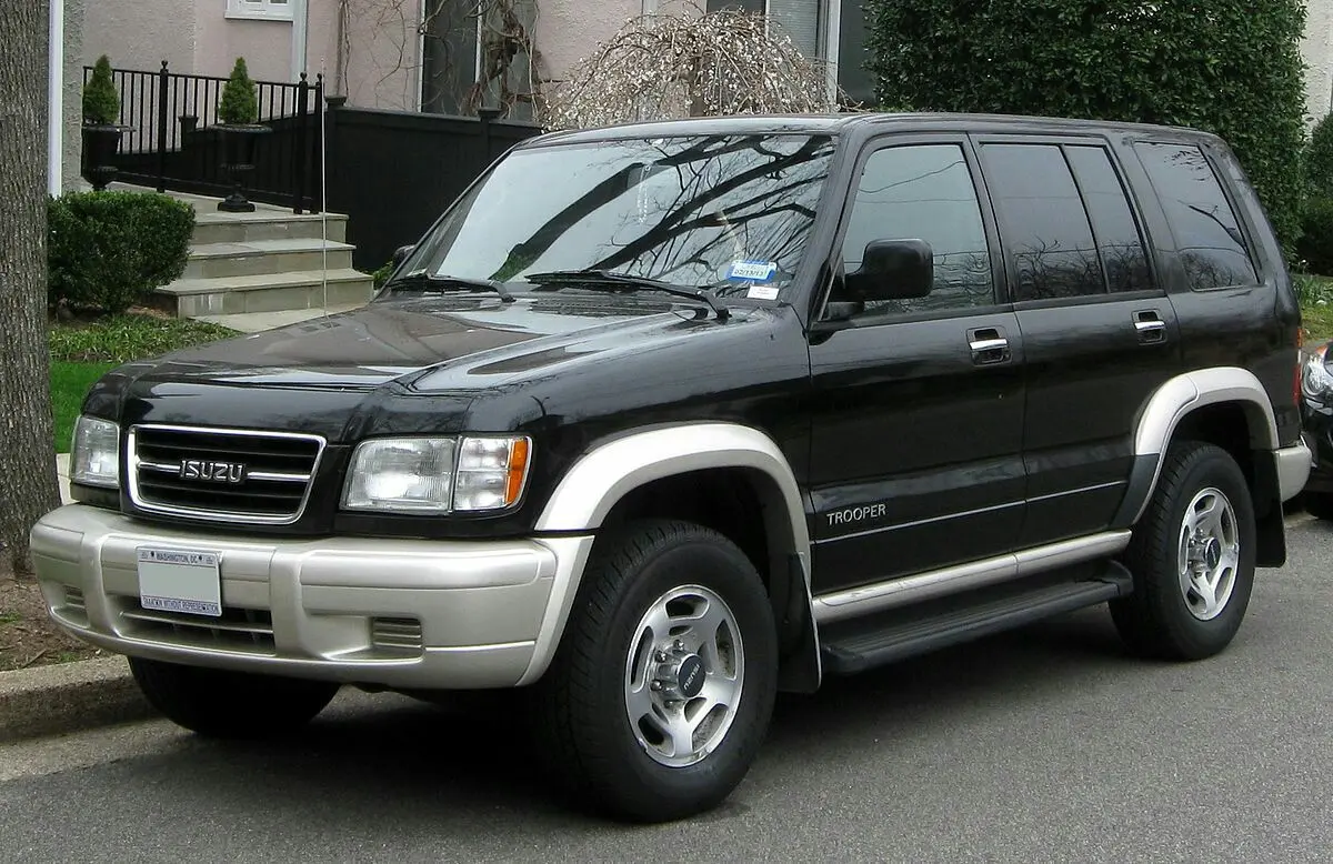 Review Kekedapan Kabin Isuzu MU: Seberapa Nyaman untuk Perjalanan Jauh?