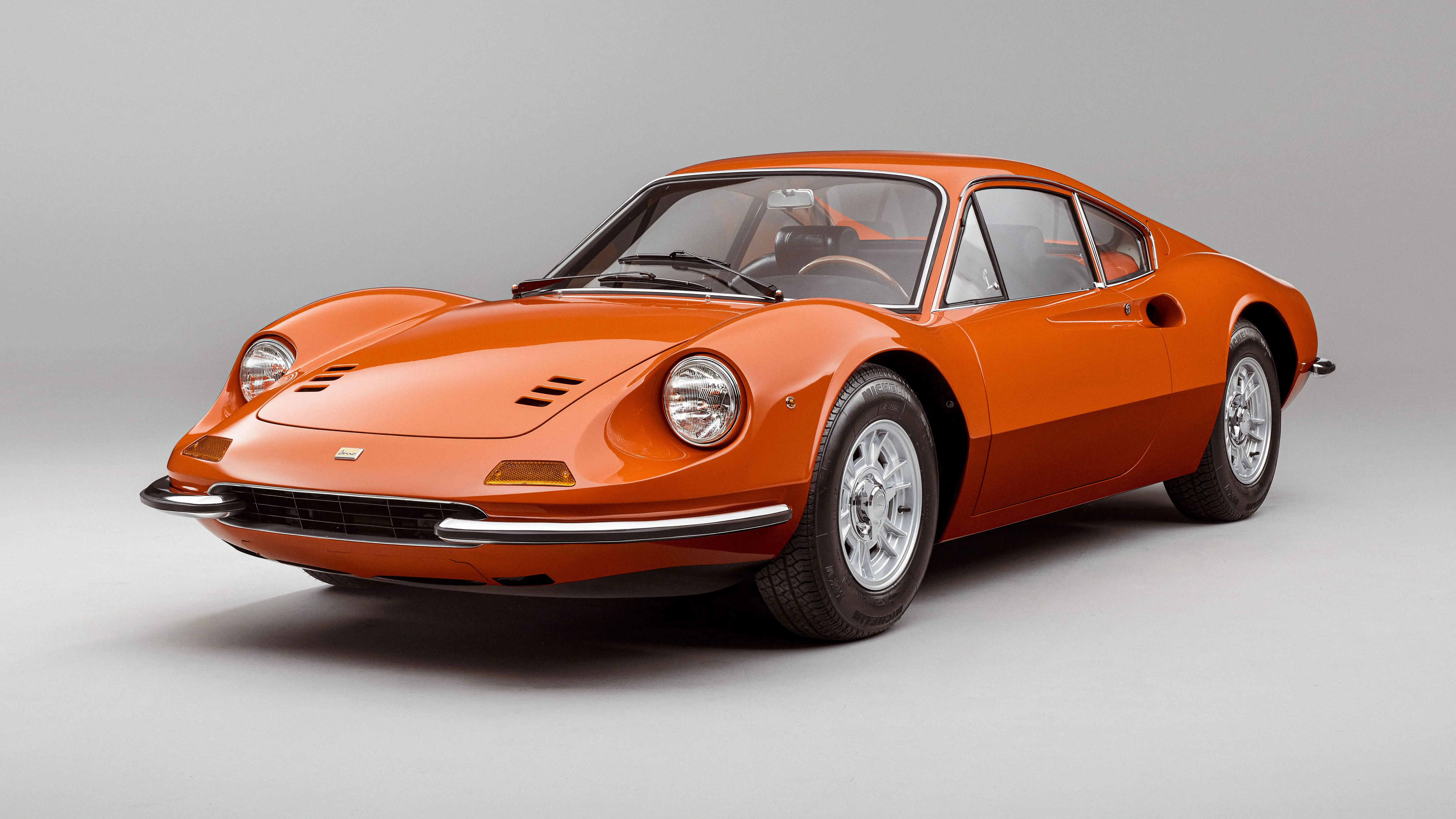 Simfoni Mekanis dalam Balutan Estetika Ferrari Dino 246 GT