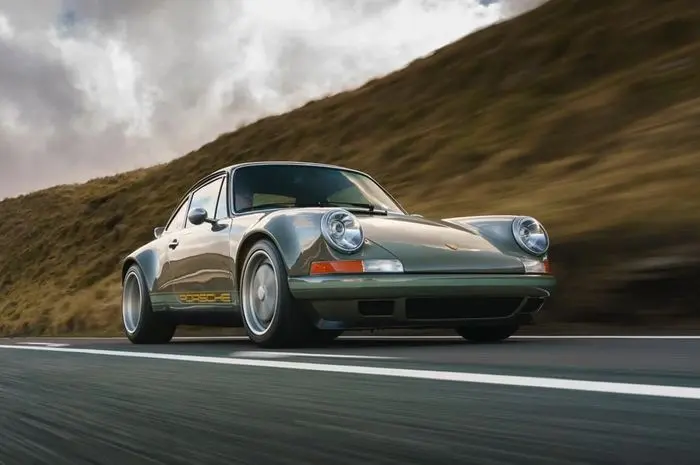 Strategi Elektrifikasi Porsche dalam Menyongsong Masa Depan Otomotif