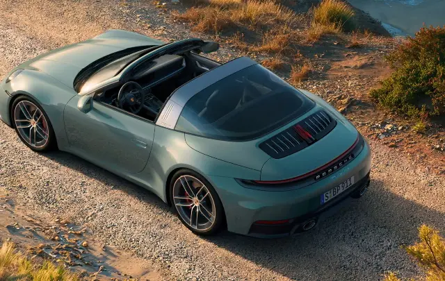 Teknologi Penggerak Semua Roda Porsche untuk Traksi dan Stabilitas Maksimal