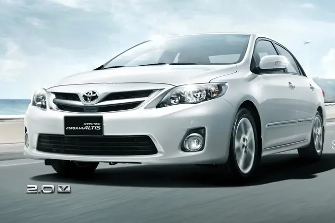 Toyota Corolla Altis 2.0 V 2010-2014 Mesin Dual VVT-i 158 PS, Bagaimana Detail Spesifikasi Mewahnya?