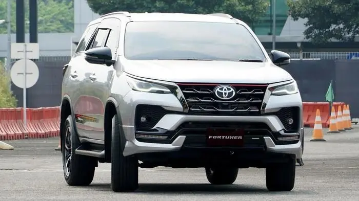 Toyota Fortuner VRZ Sistem Elektronik Premium, Bagaimana Cara Ganti Baterai Remote Sendiri?
