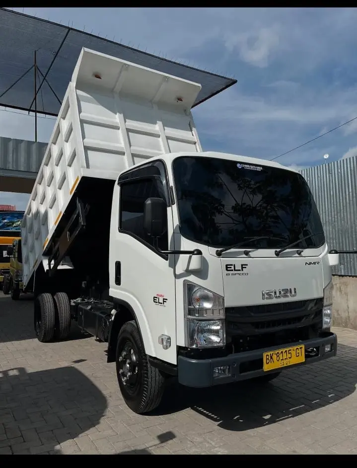 Biaya Operasional Isuzu Elf untuk Usaha Logistik