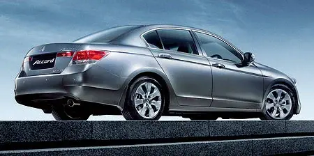 Honda Accord Gen 8 Bekas di Surabaya, Sedan Premium Elegan dengan Fitur Honda Honda Accord Gen 8 yang Canggih