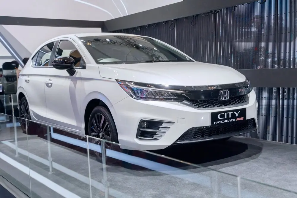 Honda City VTEC Bekas di Surabaya, Sedan Kompak Bertenaga dengan Fitur Honda City VTEC yang Tetap Menarik