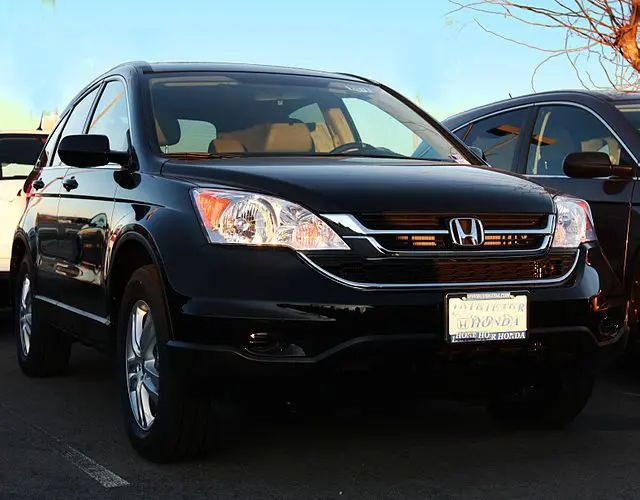 Honda CR-V Gen 3 di Surabaya, SUV Premium Nyaman dengan Fitur Mobil Honda CR-V Gen 3 yang Lengkap
