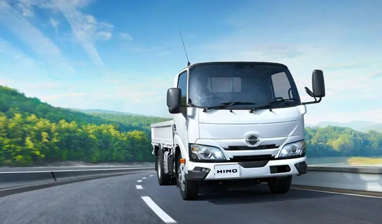 Kelebihan Hino Dutro Dibanding Truk Ringan Lain