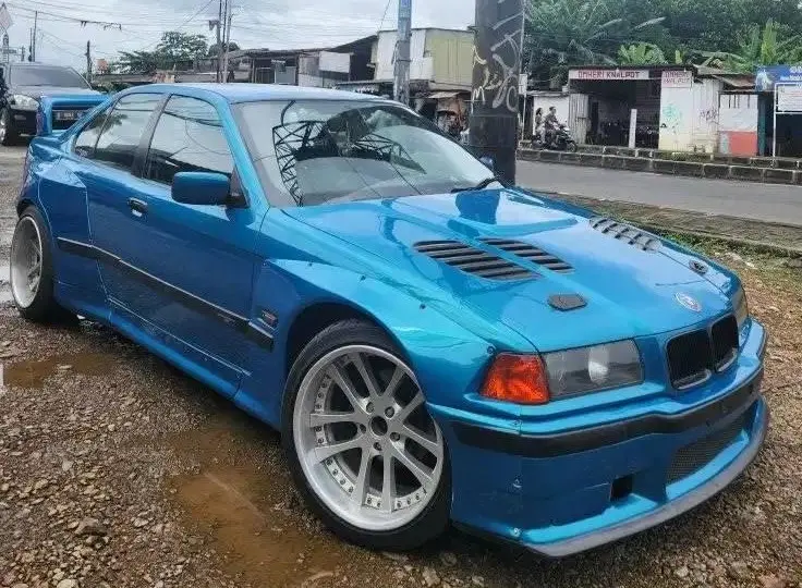 Koleksi Mobil BMW Bekas Klasik Semakin Bernilai di Banjarmasin