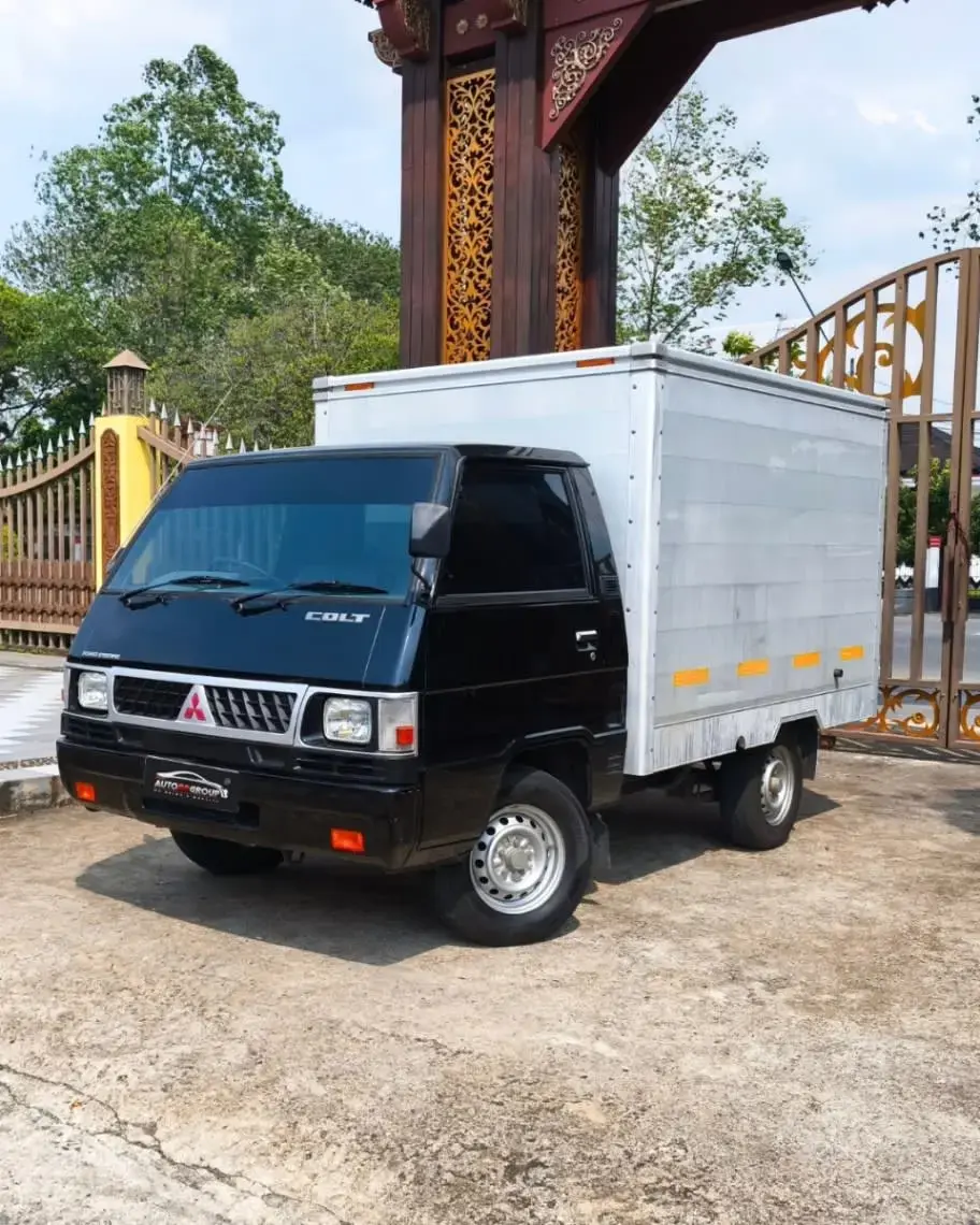 Mitsubishi L300 Bekas Tasikmalaya, Andalan Pelaku Usaha di Berbagai Sektor