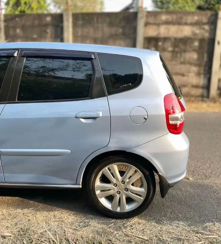 Honda Jazz Bekas di Balikpapan dengan Desain yang Tetap Menarik