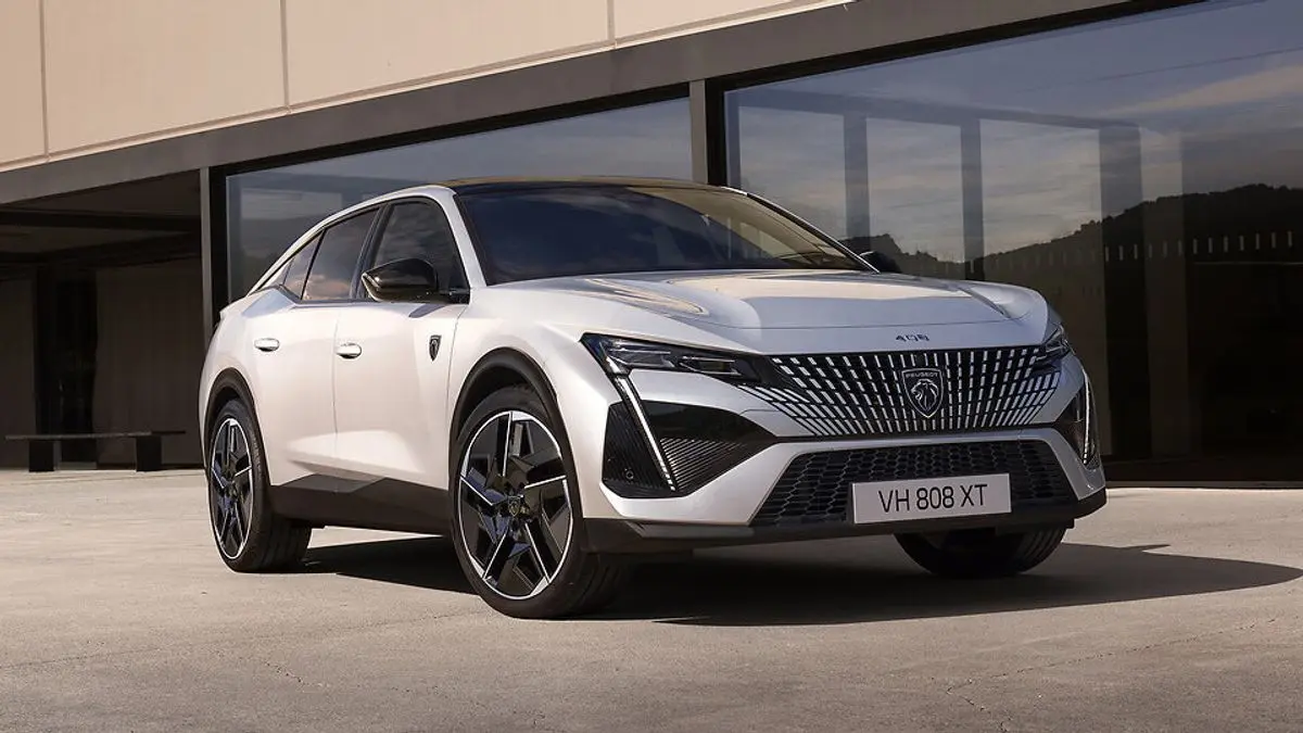 Peugeot e-408: Fastback Listrik Futuristik di Makassar