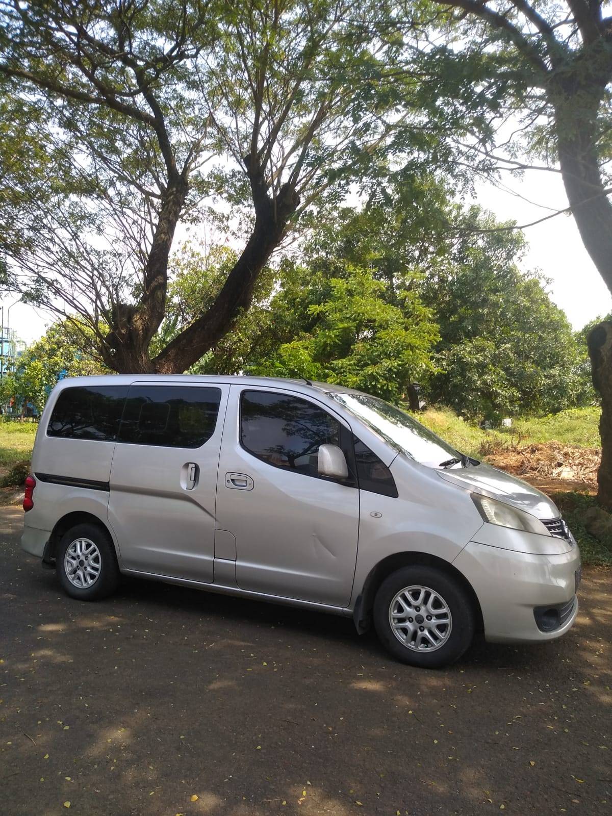 Nissan Evalia Bekas vs Rivalnya: Pilihan MPV Boxy Murah dengan Kabin Lapang