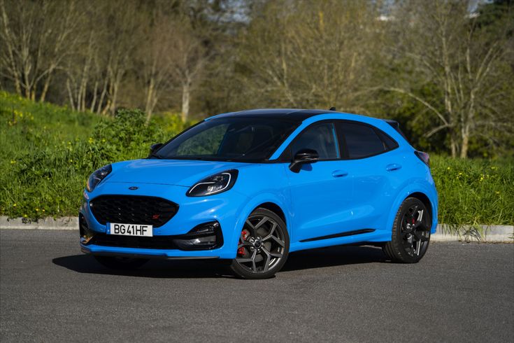 Review Ford Puma ST Powershift 2023 dan Evolusi SUV Performa Otomatis Ford