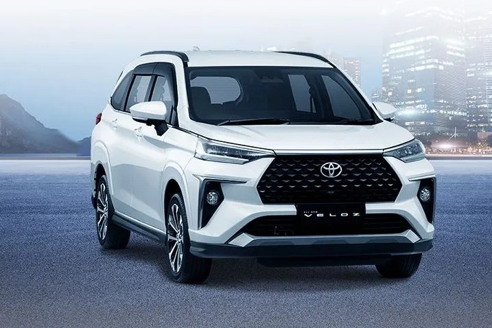Harga Mulai Rp235 Jutaan Muat 7 Seater, Toyota Veloz 1.5 Q CVT 2024 Bekas Dilengkapi Layar Monitor