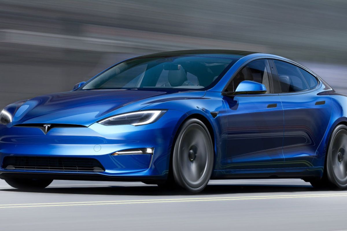 Menembus Batas Kemungkinan, Eksistensi dan Kedigdayaan Tesla Model S Plaid di Tahun 2026