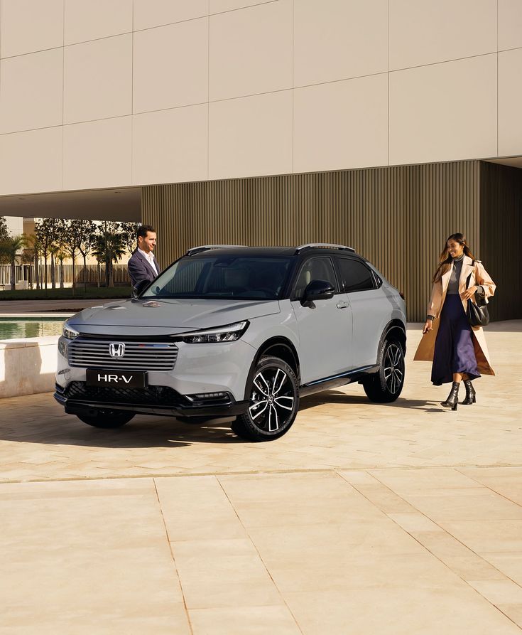 Gaya Hidup Urban: Mengapa Honda HR-V Tetap Menjadi Idola di Kelas Compact SUV.