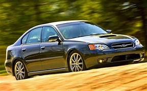 Subaru Legacy GT (Grand Touring): Mengupas Sejarah Panjang Lencana Performa Tinggi