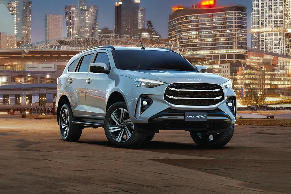 Isuzu MU-X: SUV Diesel Tangguh untuk Segala Medan yang Siap Menaklukkan Jalan Berat