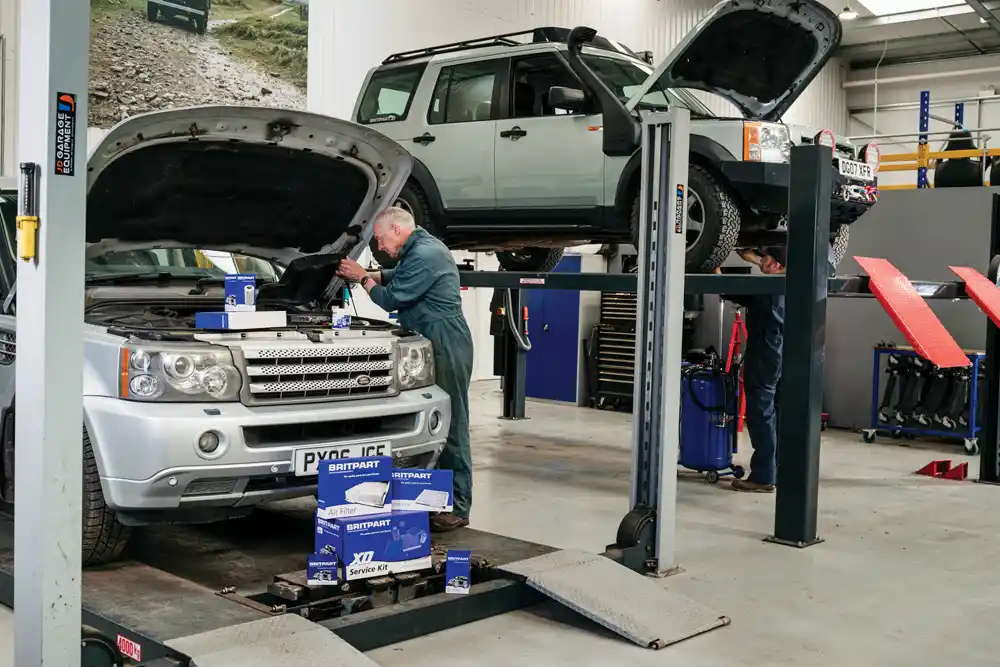 Panduan Membeli Land Rover Bekas: Apa Saja yang Harus Dicek?