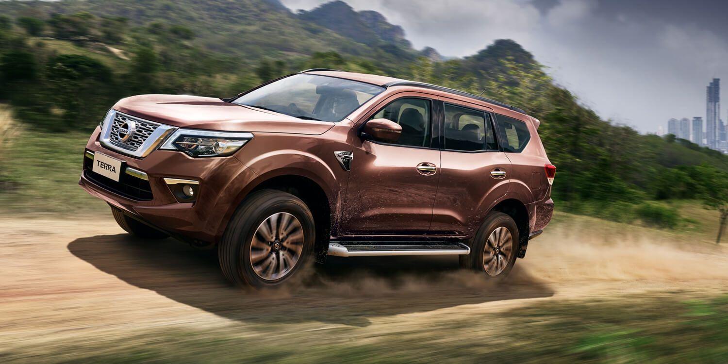 Perbedaan Nissan Terra Diesel dan SUV Rivalnya, Apa yang Membuat Terra Menarik?