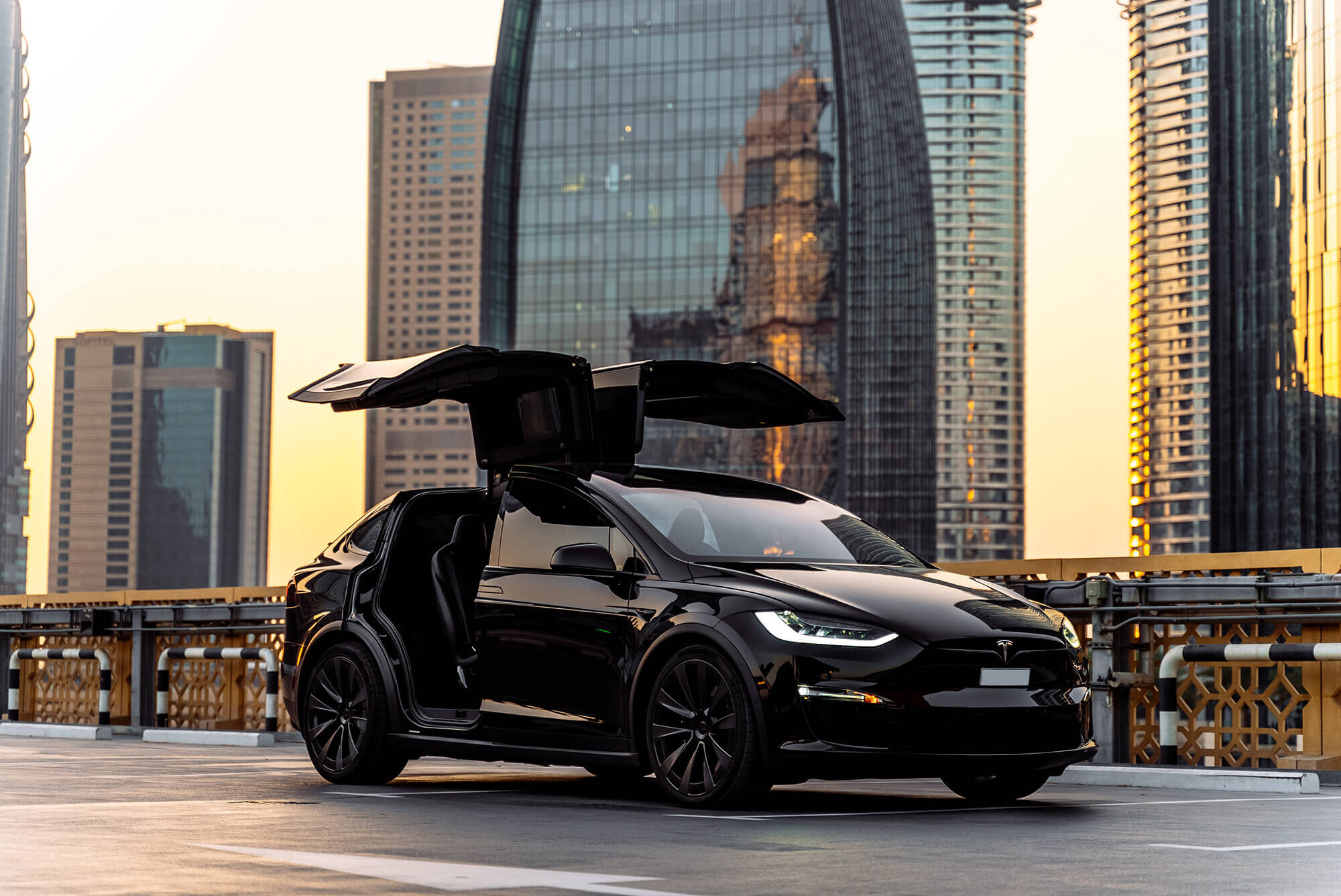 Keandalan Komputasi dan Estetika Digital, Menyelami Ekosistem Kecerdasan Buatan Tesla Model S/X di Tahun 2026