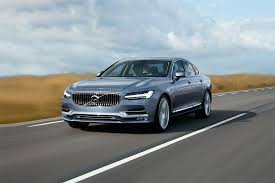 Volvo S90: Sedan Mewah Skandinavia dengan Fokus Keselamatan Tinggi